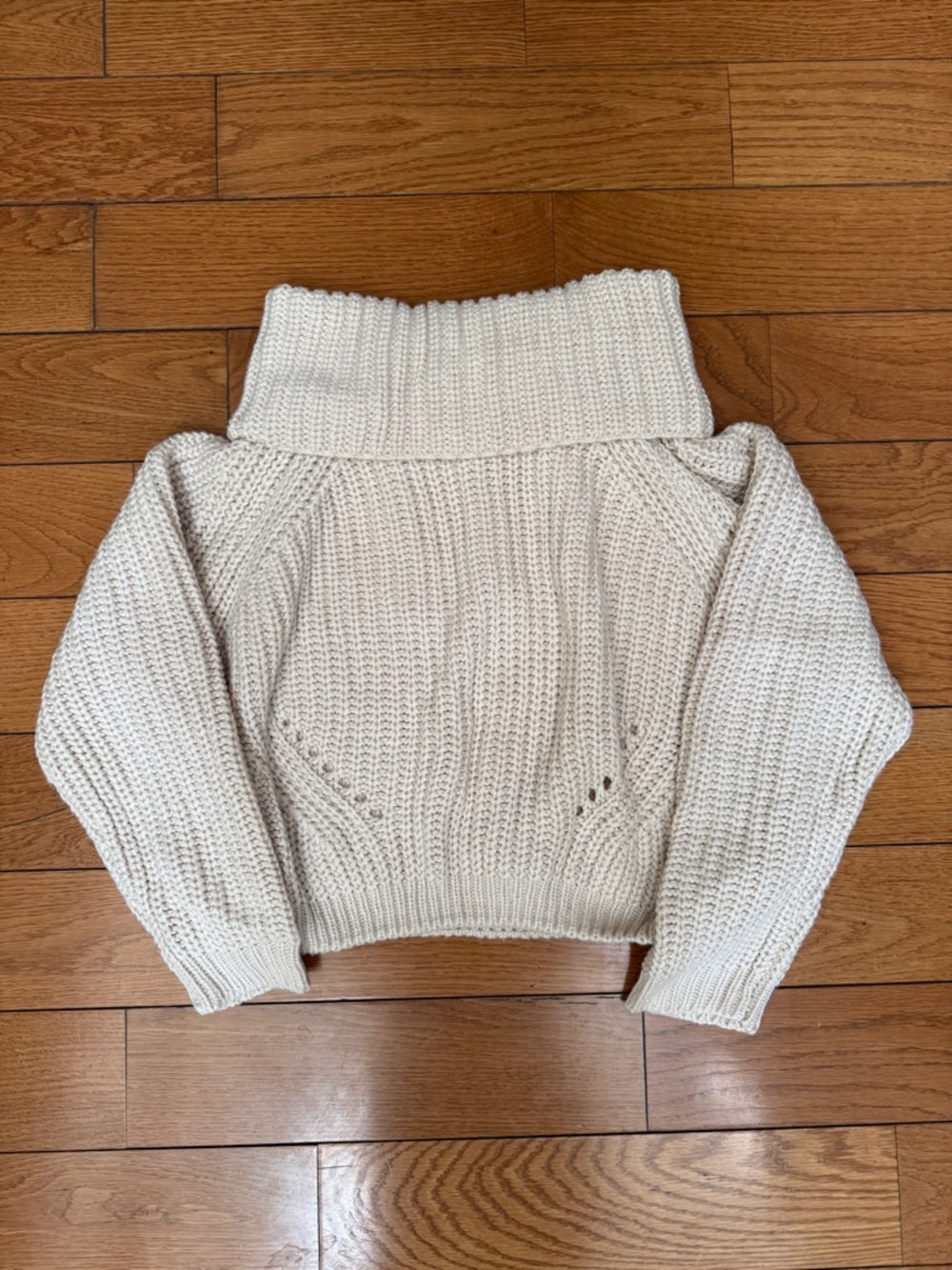moon & madison Cream Chunky Turtleneck Sweater